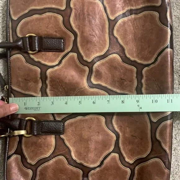 BUENO LAPTOP BAG - VEGAN NWOT GIRAFFE PRINT - Picture 13 of 14